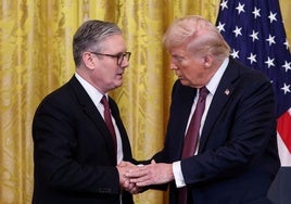 El Primer Ministro británico, Keir Starmer, con el presidente de Estados Unidos, Donald Trump, en una imagen de archivo.