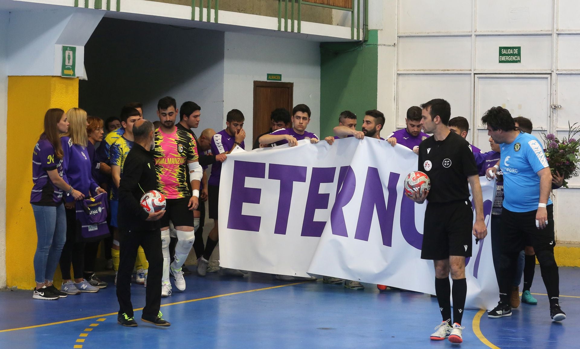 El sentido homenaje a Jonatan Rubio, en imágenes