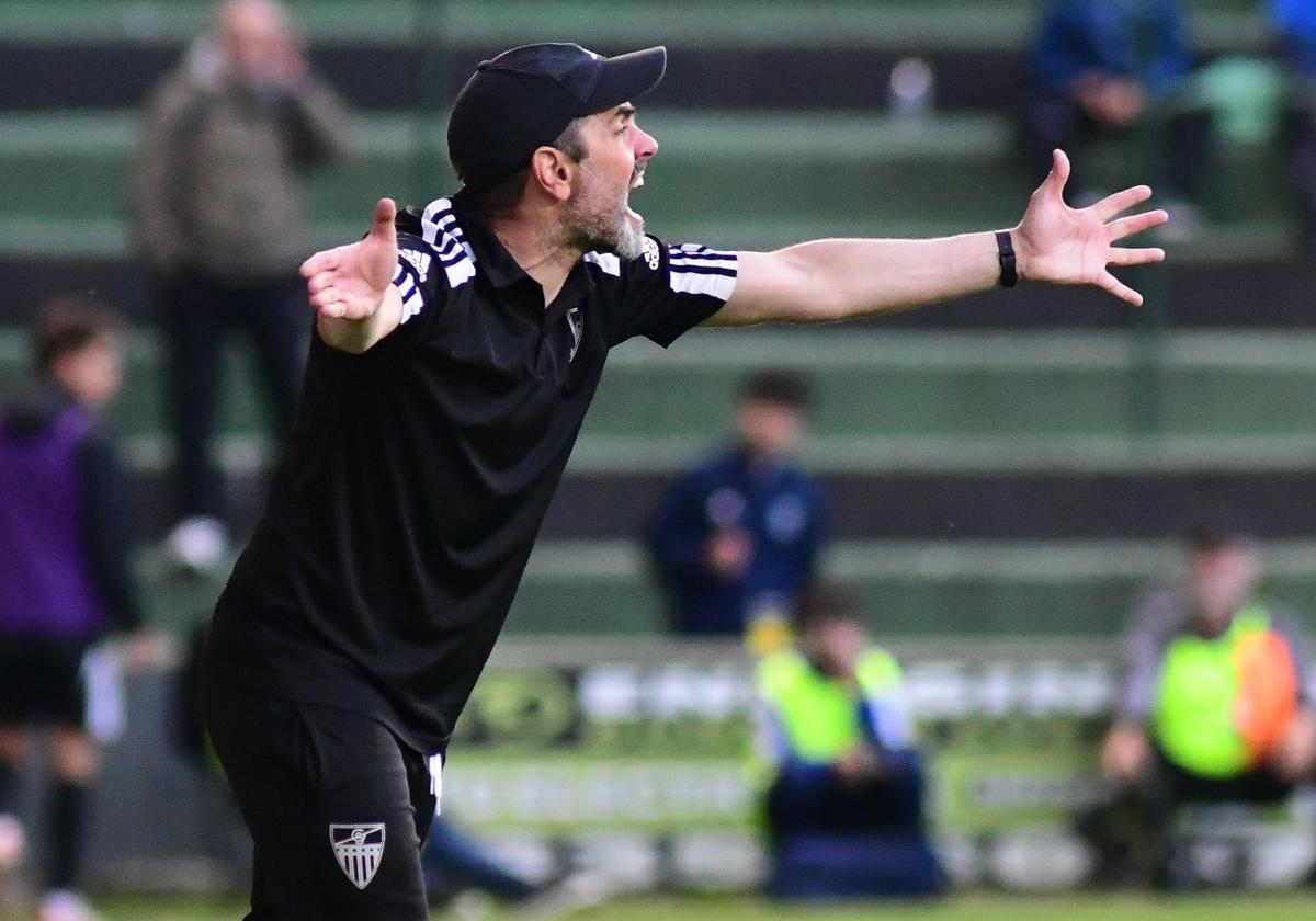 «Vamos a ganar los dos partidos y nos vamos a mantener»