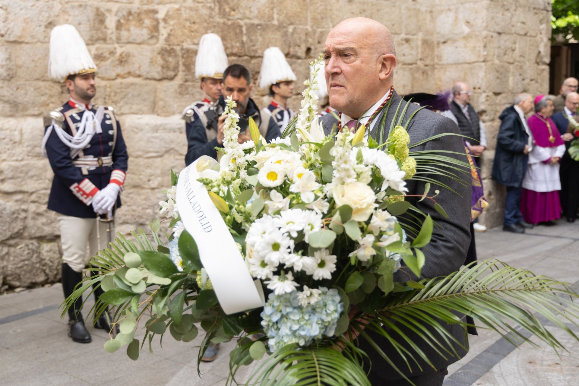 La ofrenda floral y la procesión de San Pedro Regalado en Valladolid