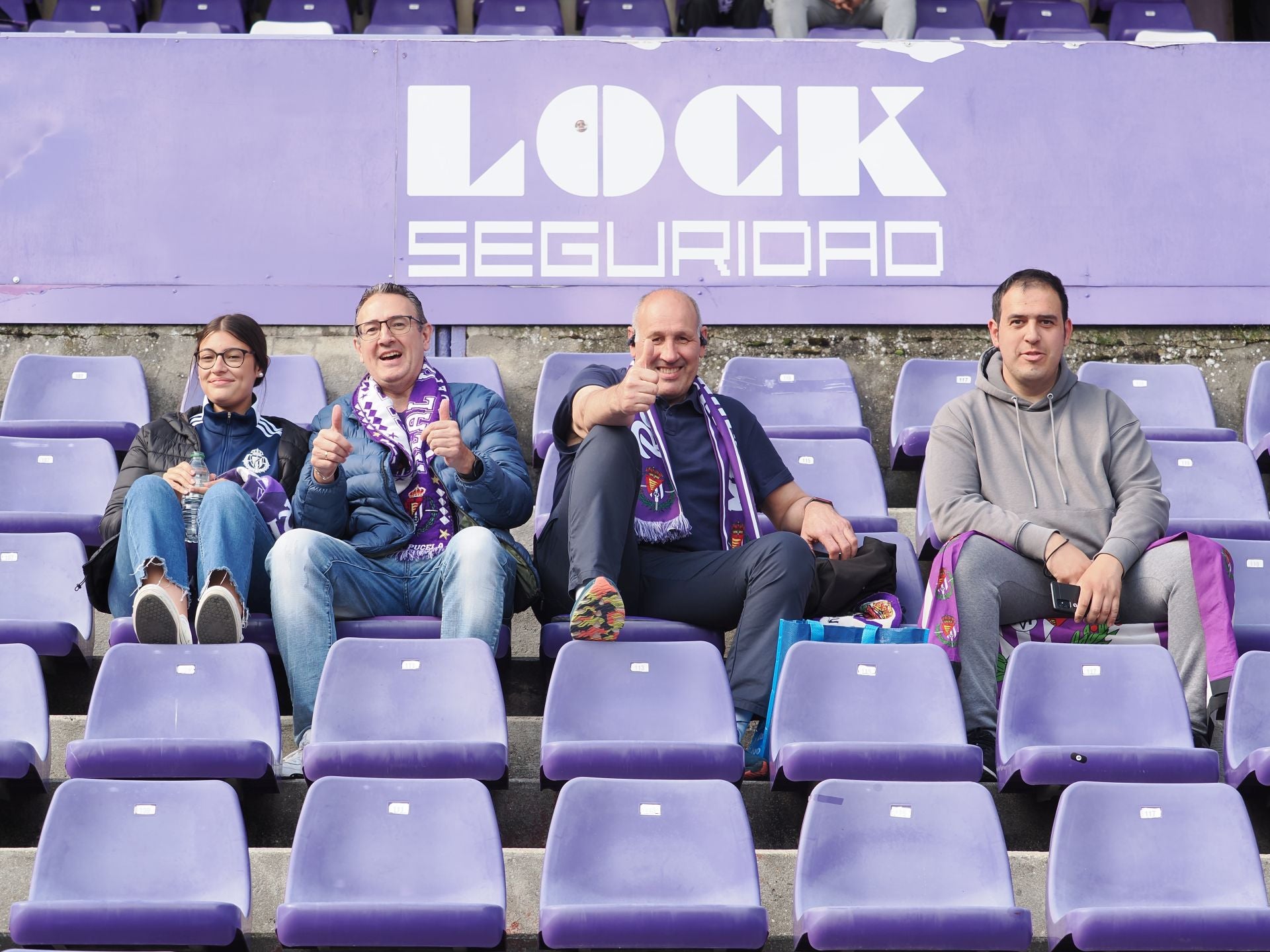 Búscate en la grada del Real Valladolid - Girona (1/3)