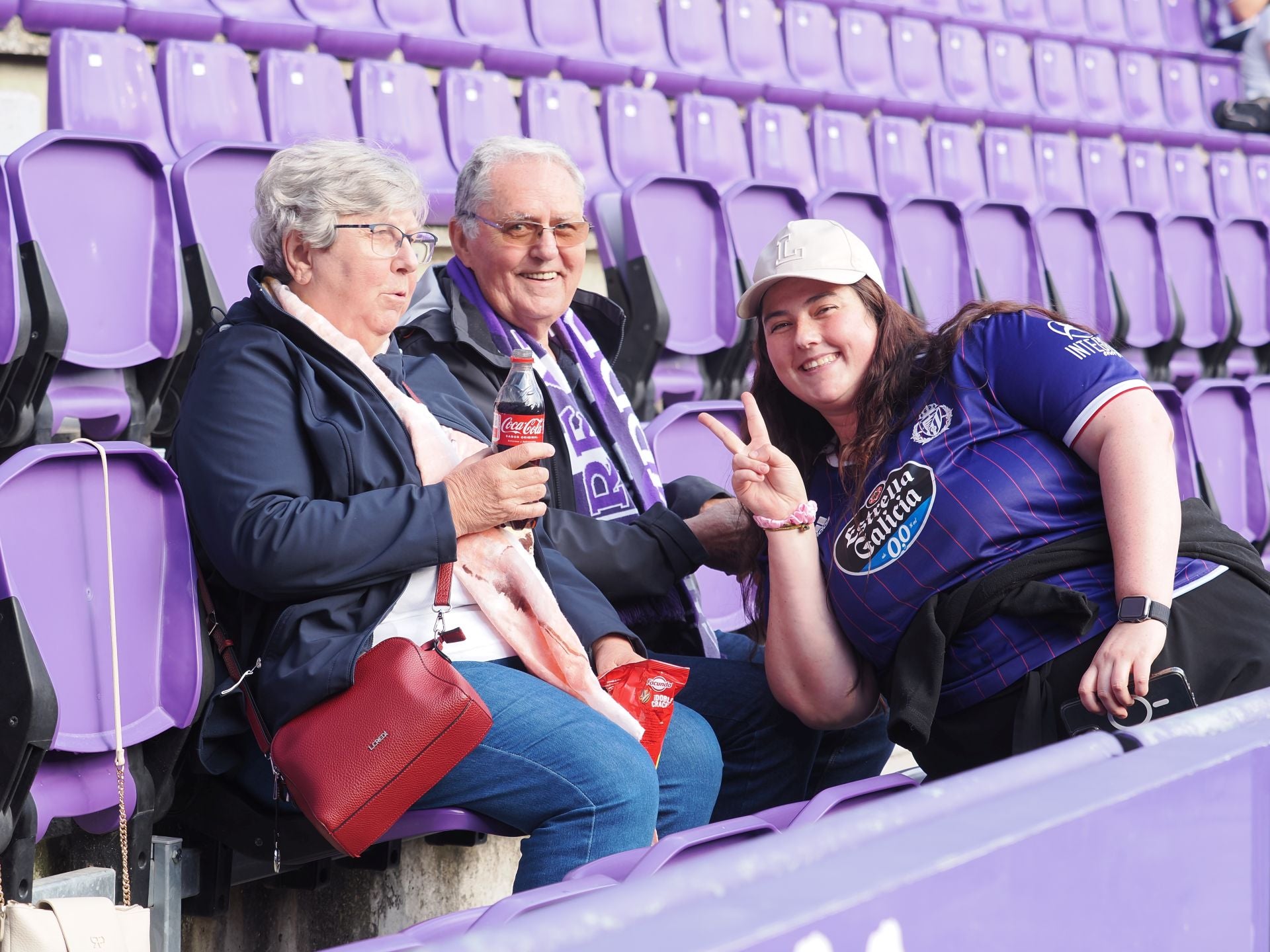 Búscate en la grada del Real Valladolid - Girona (1/3)