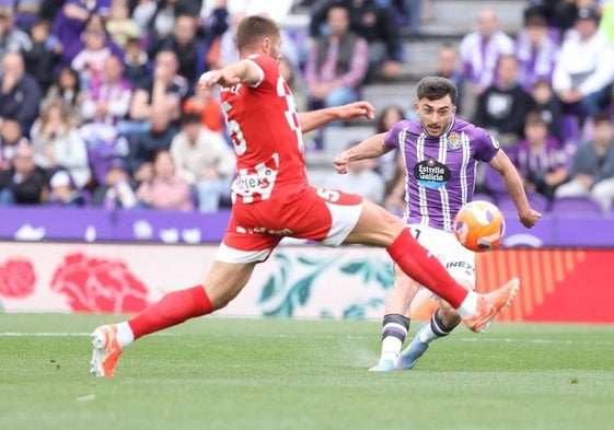 El Girona hace lo mínimo para llevarse los puntos de Zorrilla