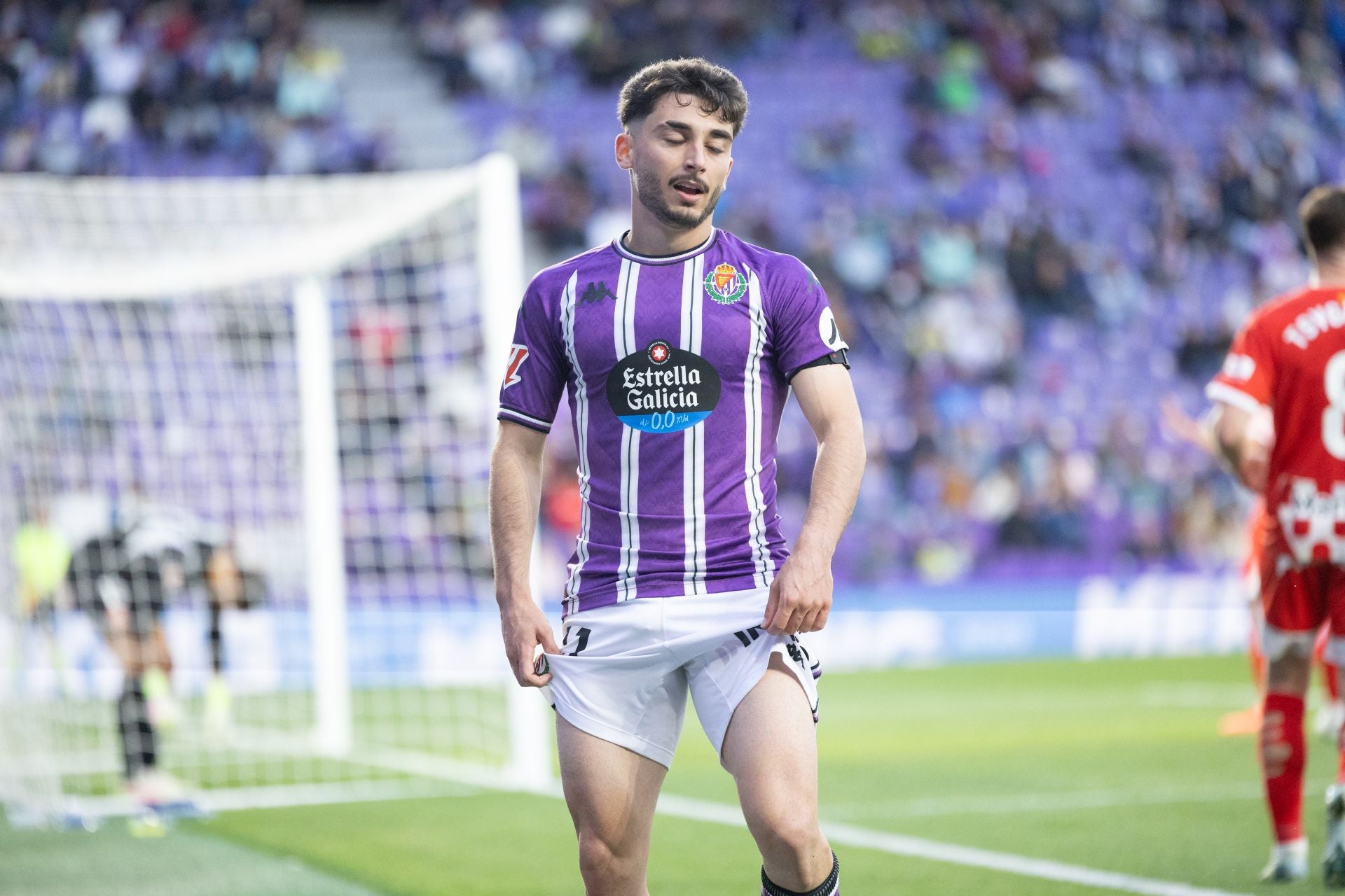 La derrota del Real Valladolid ante el Girona, en imágenes