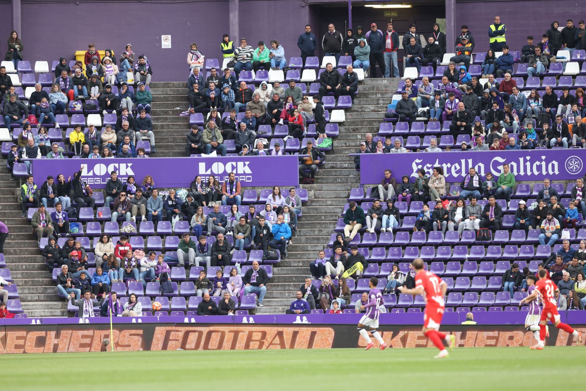 La derrota del Real Valladolid ante el Girona, en imágenes