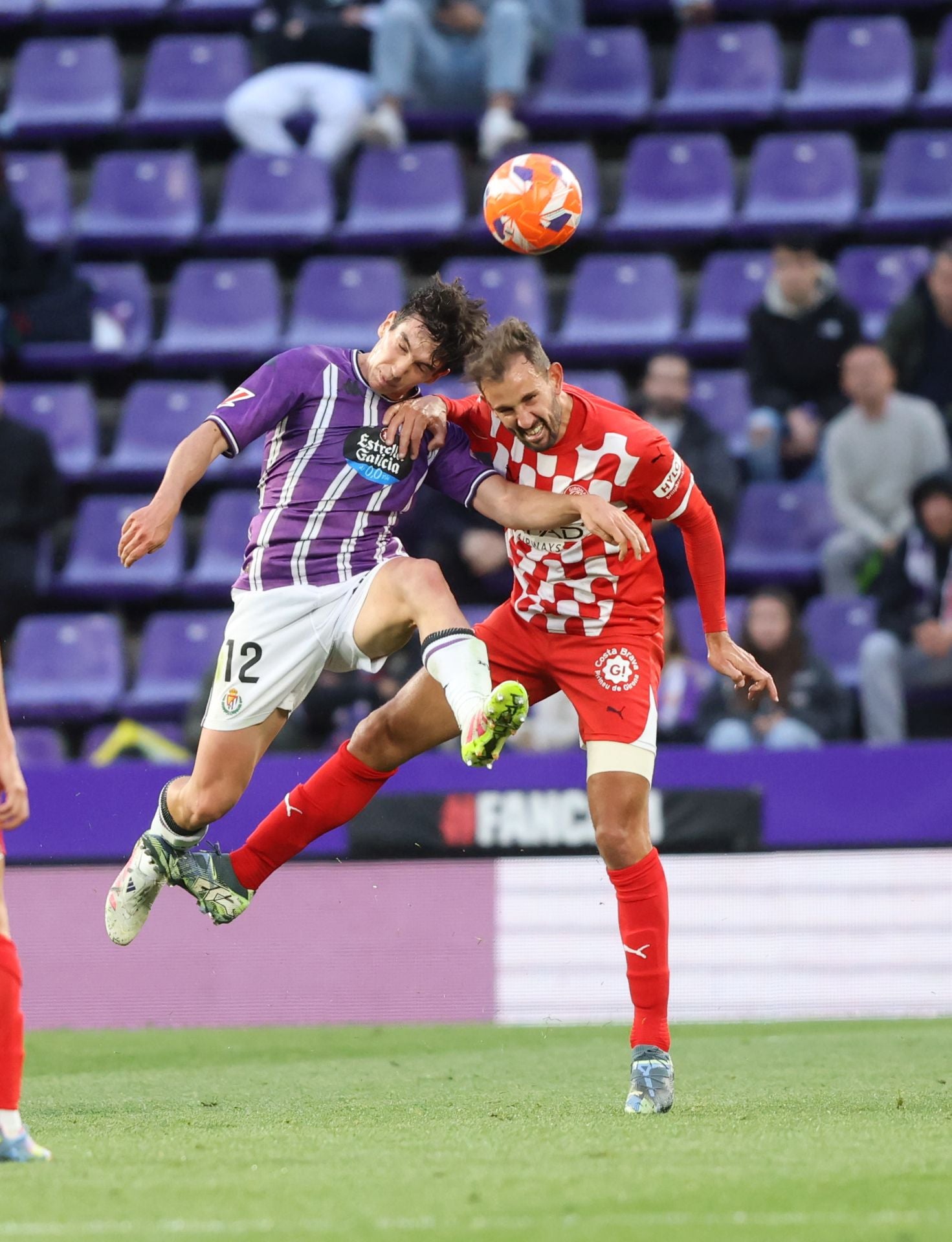 La derrota del Real Valladolid ante el Girona, en imágenes