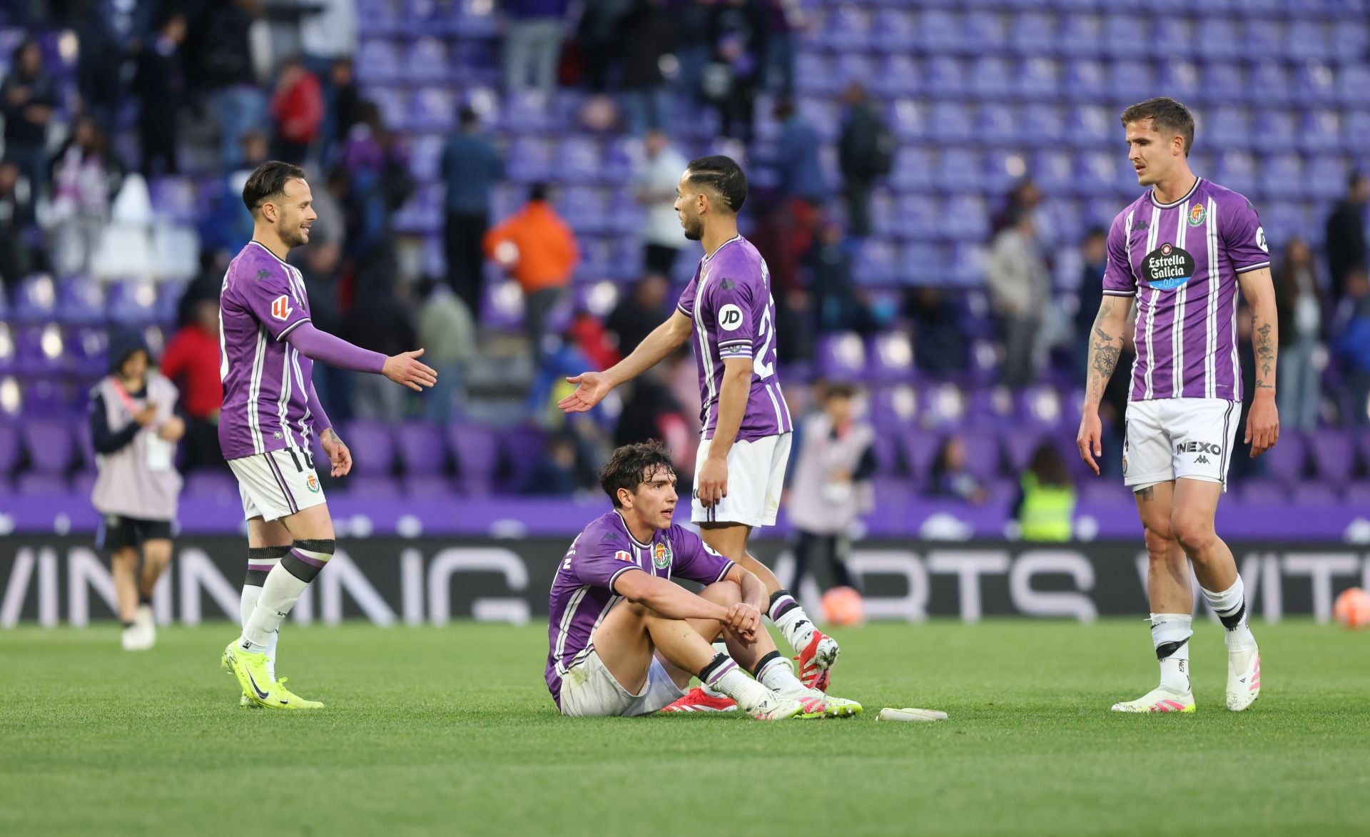 La derrota del Real Valladolid ante el Girona, en imágenes