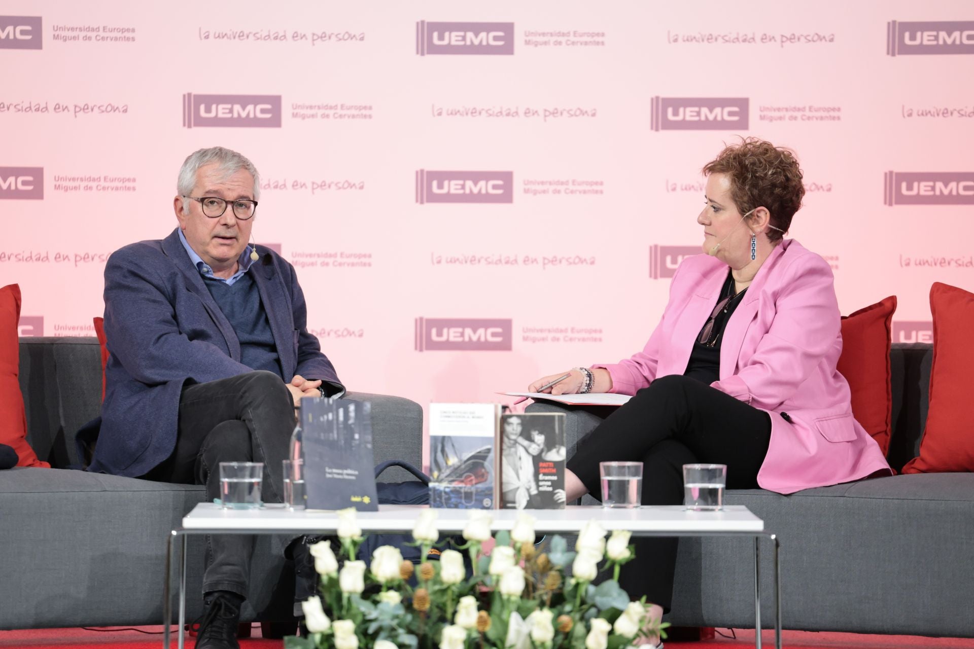 Un viaje por los conflictos del mundo para tejer hilos por la convivencia en paz