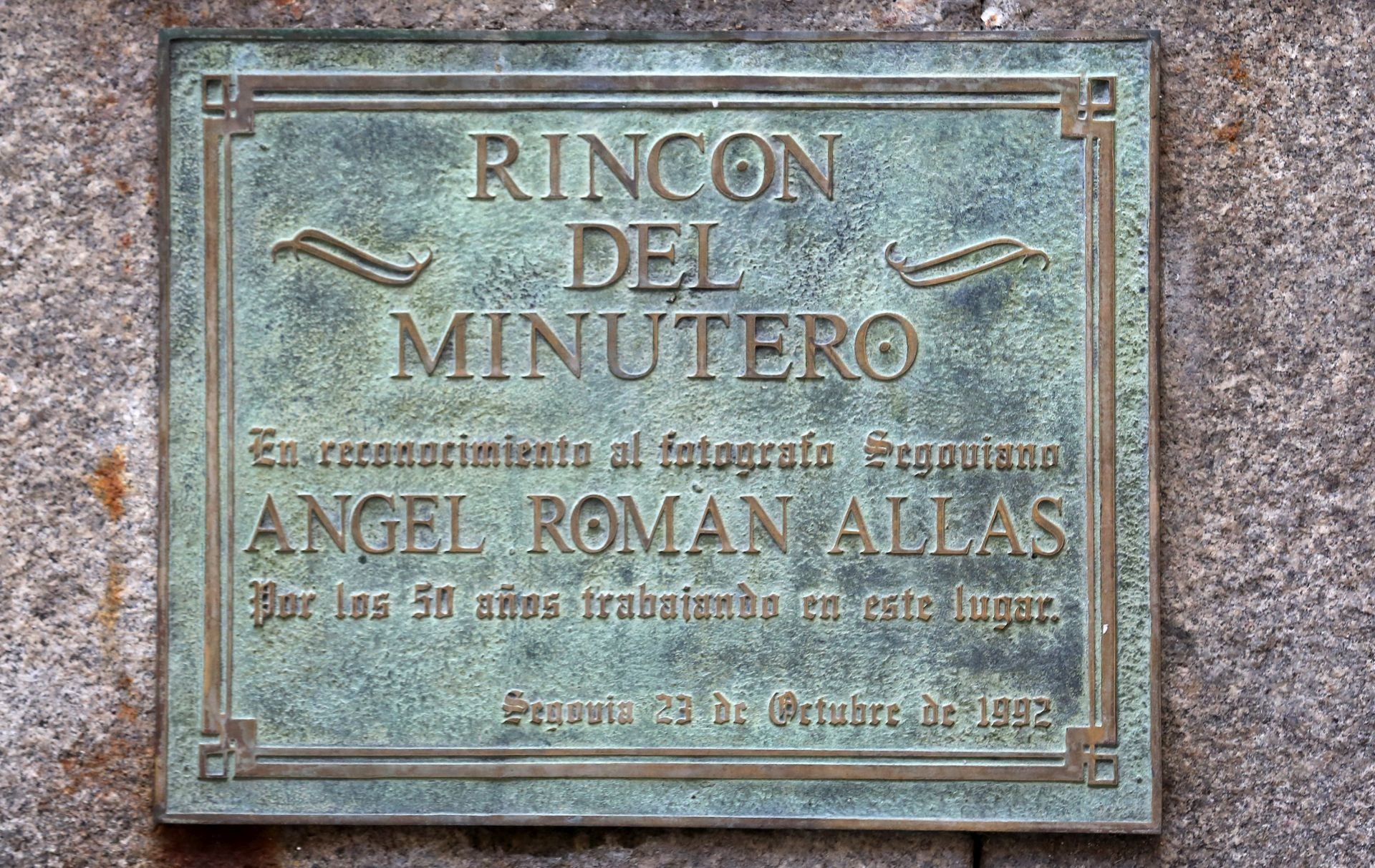 Itinerario gráfico por las placas conmemorativas de Segovia