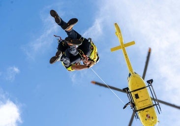 Rescatan a un octogenario con insuficiencia respiratoria en la montaña de Ávila
