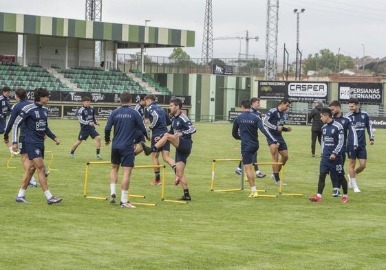 Último entrenamiento de la Segoviana antes del partido ante el Nástic de Tarragona.