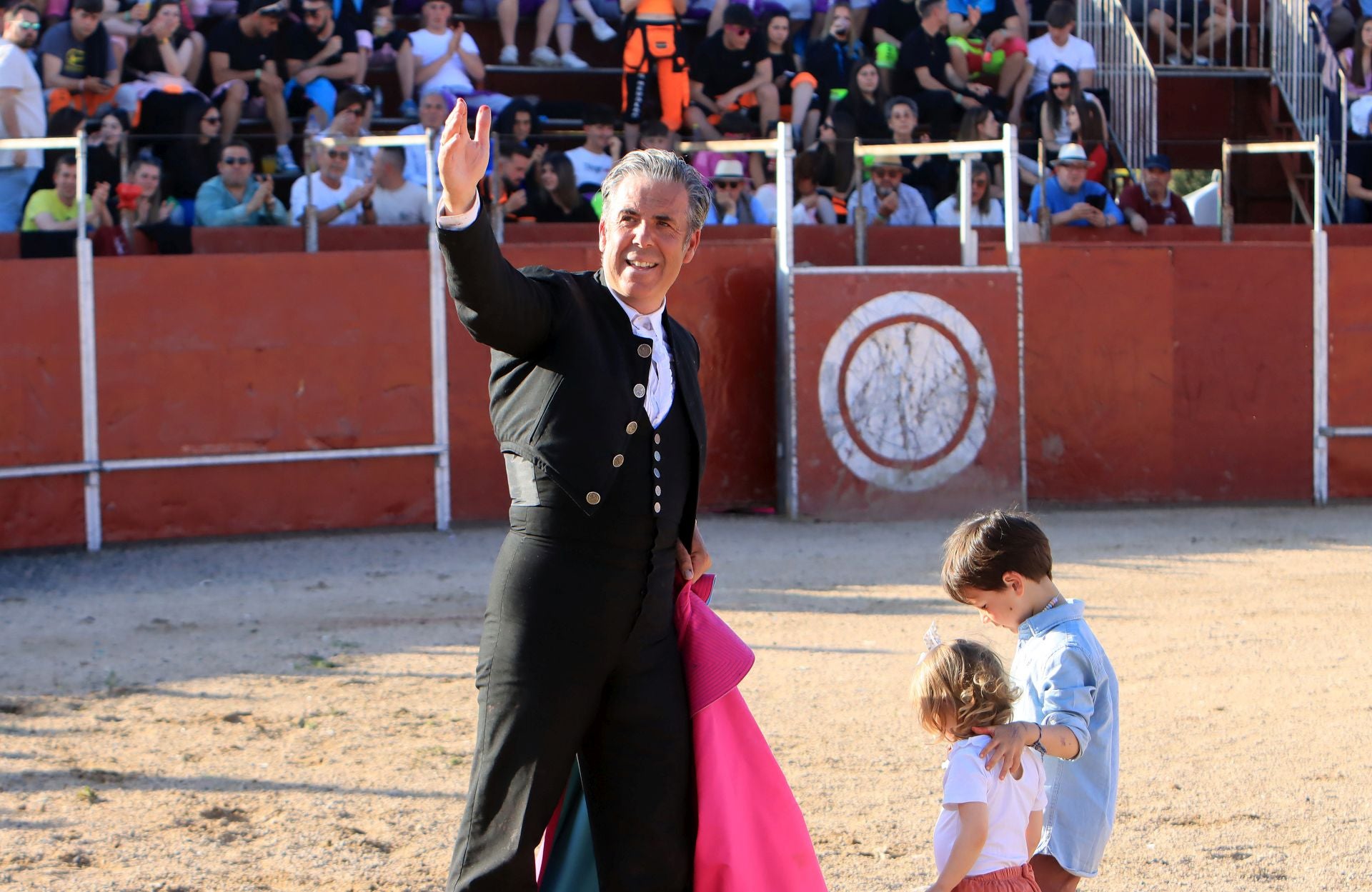 El festival taurino en La Lastrilla, en imágenes