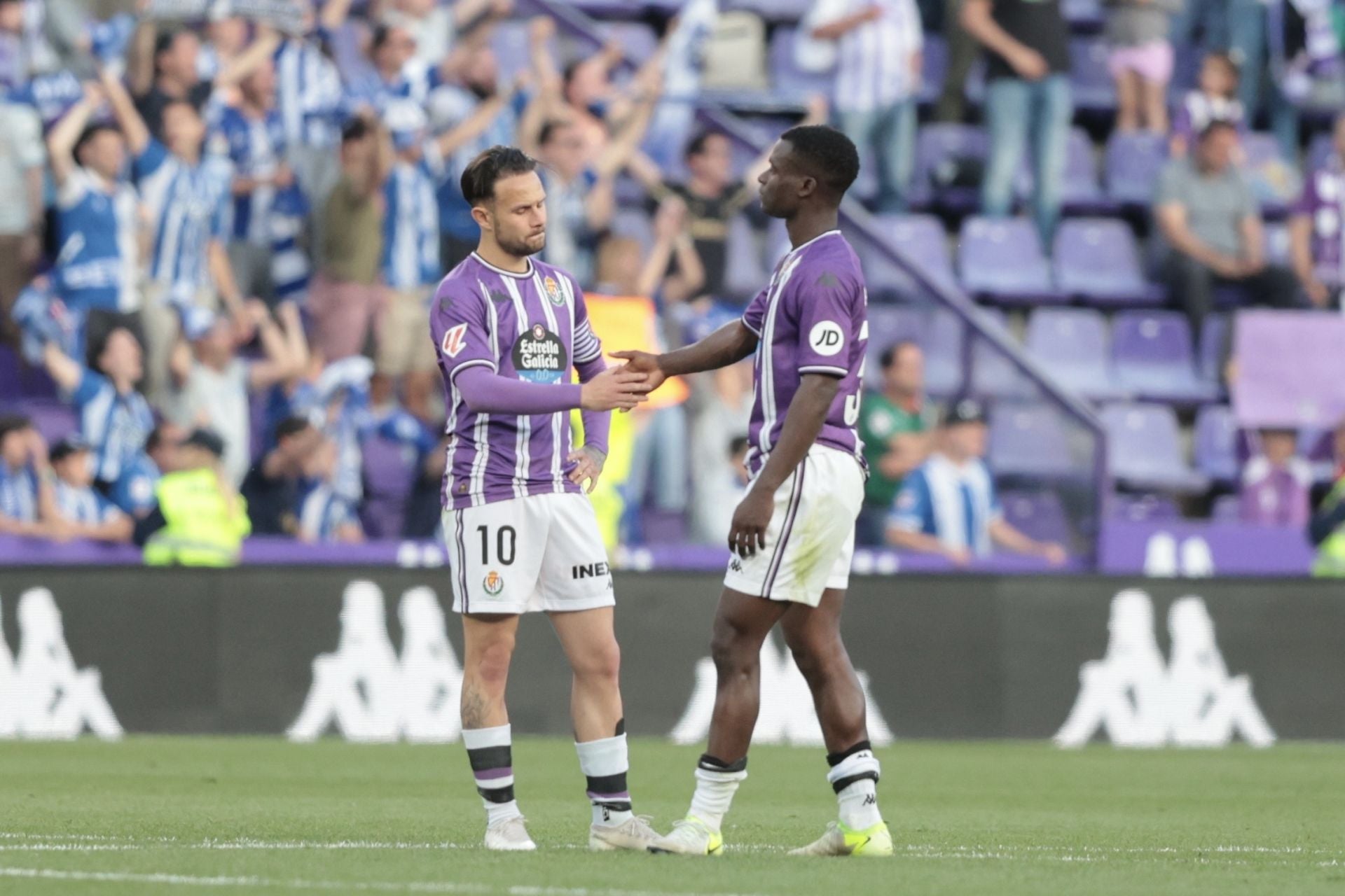 Las imágenes del partido entre el Real Valladolid y el Alavés