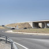 Rotonda de la CL-601 a la altura de la circunvalación de Segovia.