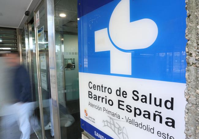 Entrada al Centro de Salud Barrio España.