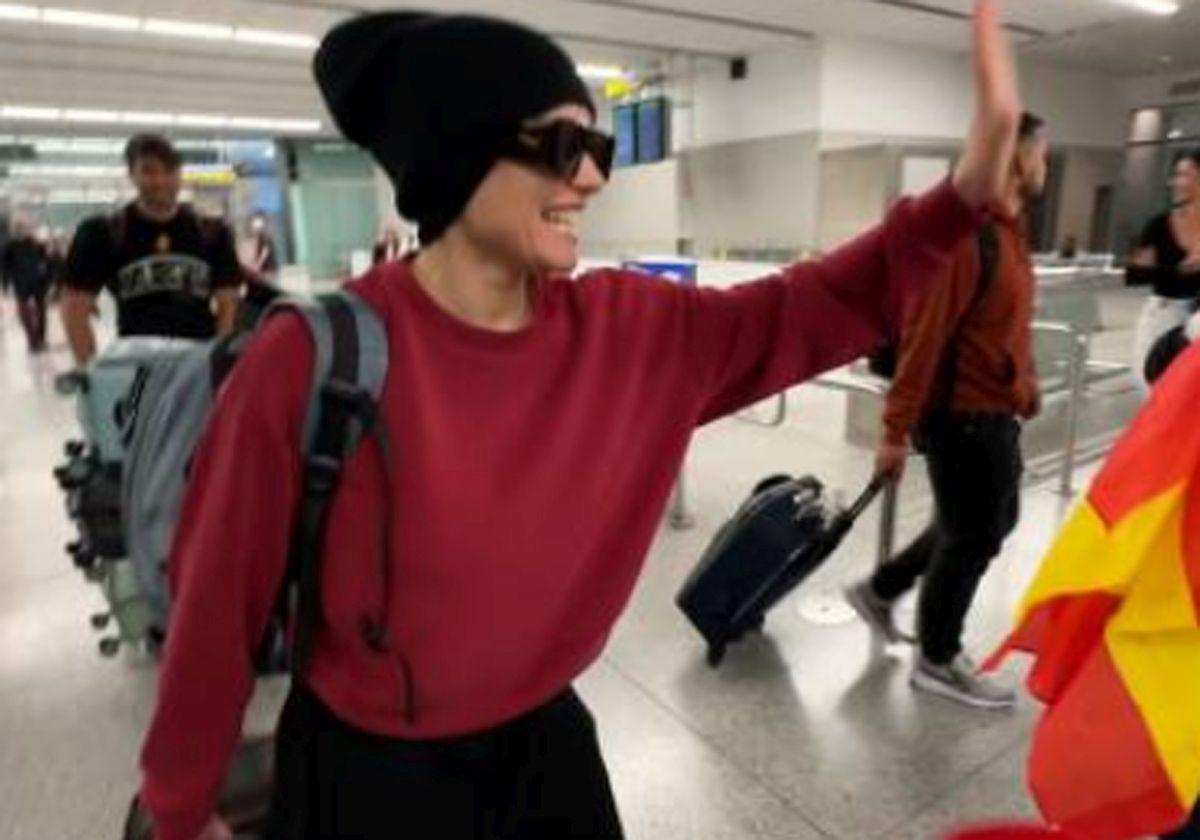 Melody regresa a España y aclara el motivo de su 'espantá'