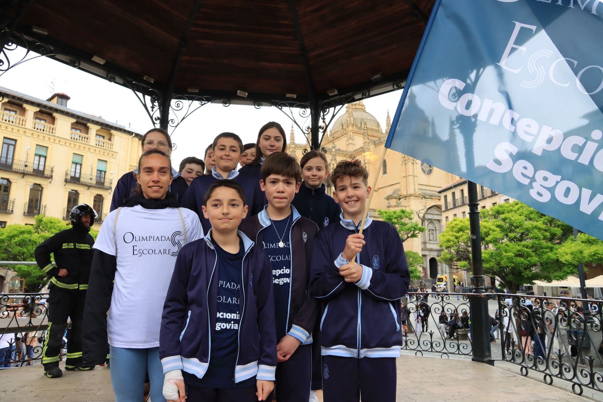 Fotos del encendido del pebetero de la olimpiada escolar de Segovia