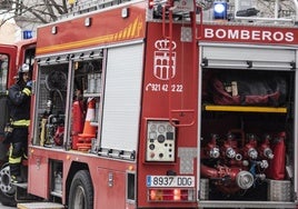 Un camión de bomberos de Segovia, durante una intervención.