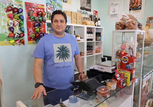 David Chávez, del quiosco 'Kiosko' de Villa de Prado.