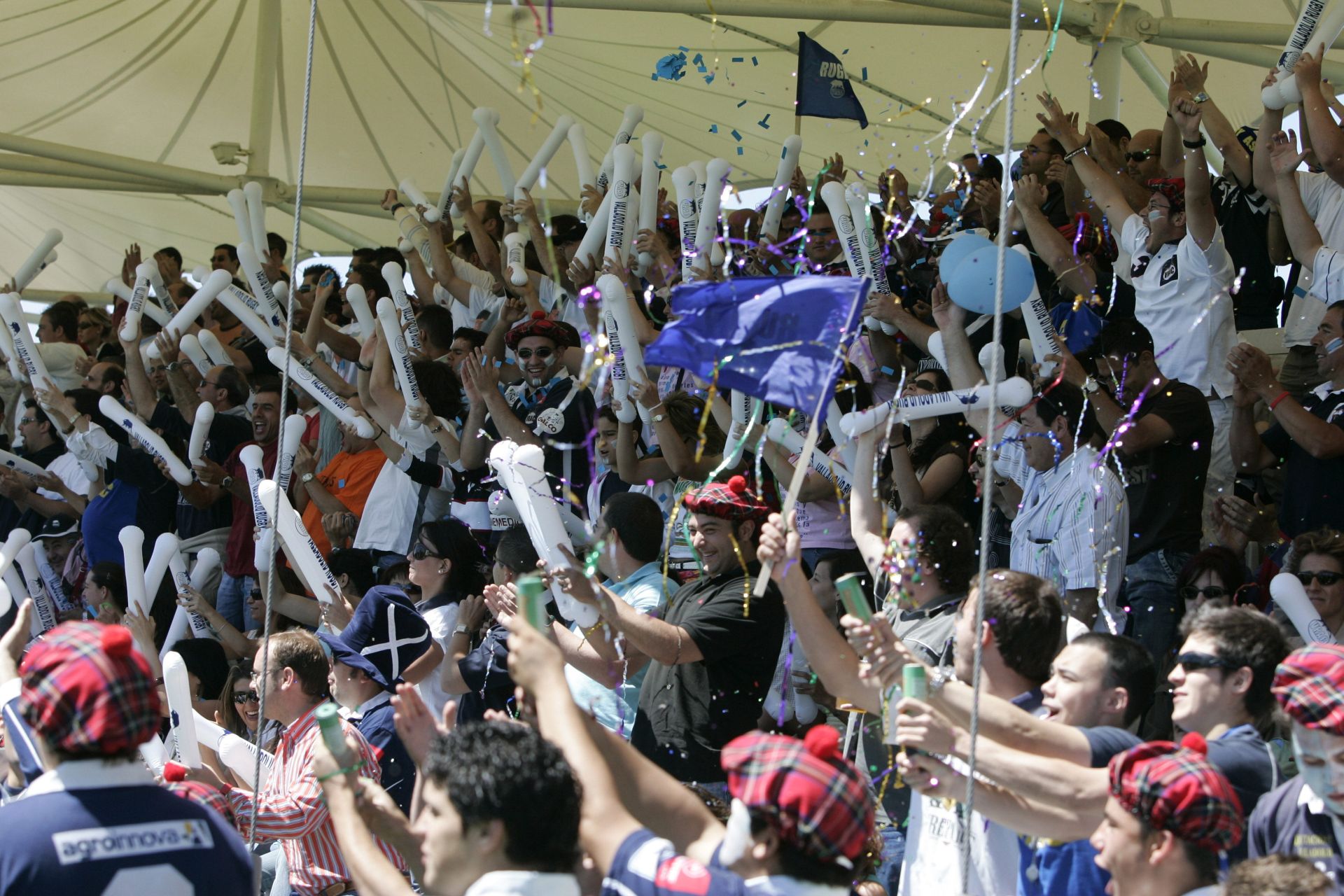 Imágenes de la final de la Copa del Rey entre el Cetransa UEMC El Salvador y el VRAC Quesos Entrepinares en 2006