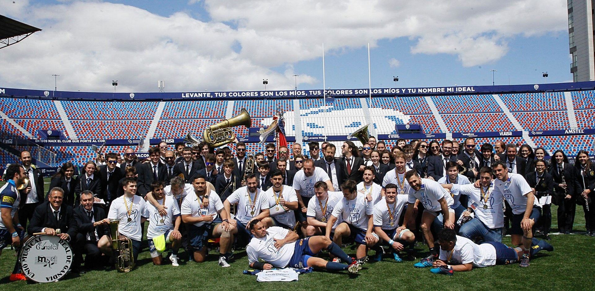 Fotografías de la final de la Copa del Rey de rugby entre el Vrac Quesos Entrepinares y el SilverStorm El Salvador disputada en Valencia