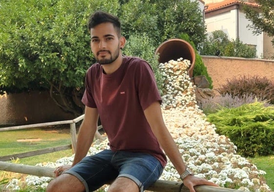 Hugo Pereira aprovecha los últimos días para desconectar en Astorga antes de llegar a Valladolid donde se formará como médico.