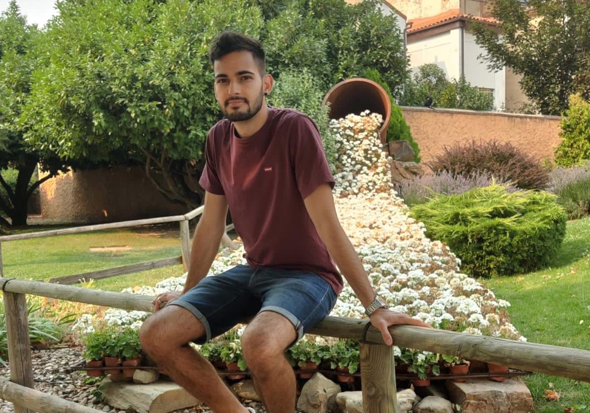 Hugo Pereira aprovecha los últimos días para desconectar en Astorga antes de llegar a Valladolid donde se formará como médico.
