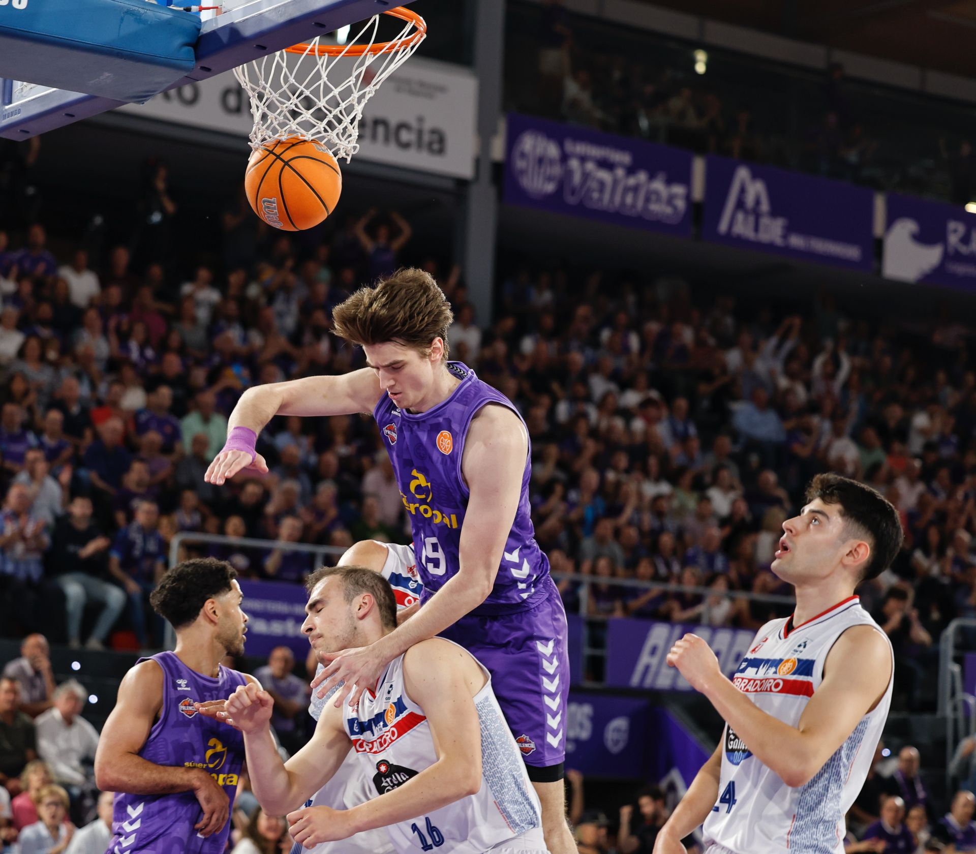 Súper Agropal Palencia 101-94 Obradoiro