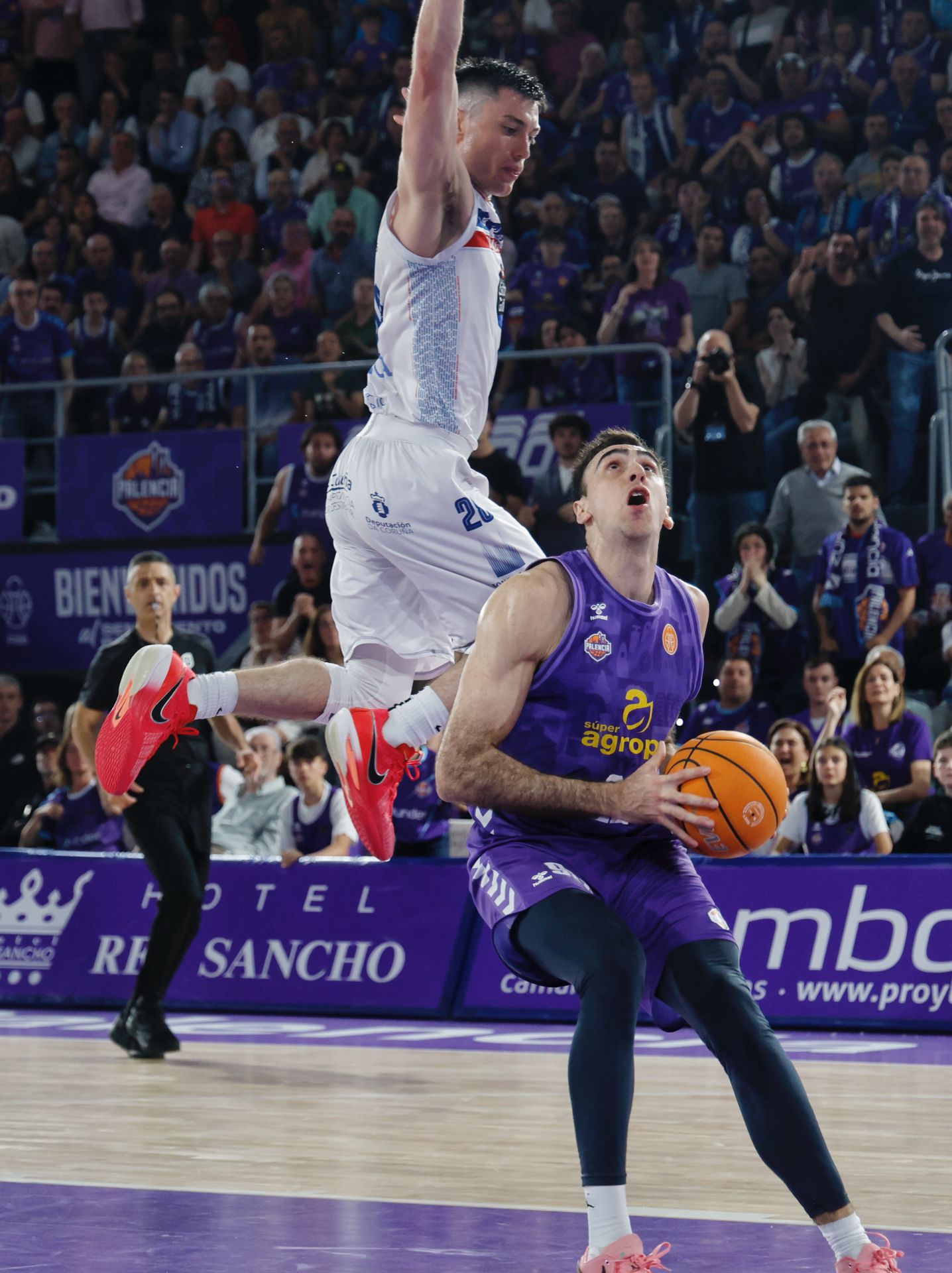 Súper Agropal Palencia 101-94 Obradoiro