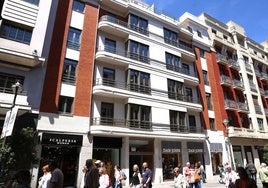 Edificio de Santiago 4, con nuevas viviendas a la venta.