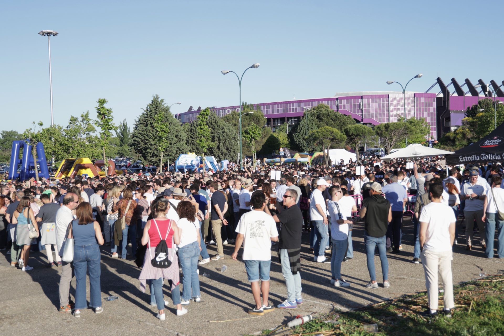 Las imágenes de la Fan Zone de la final de la Copa del Rey de rugby