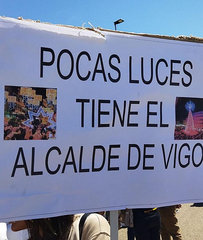 Imagen secundaria 2 - La indignación por el AVE explota en Sanabria: «Si quieren guerra, guerra»