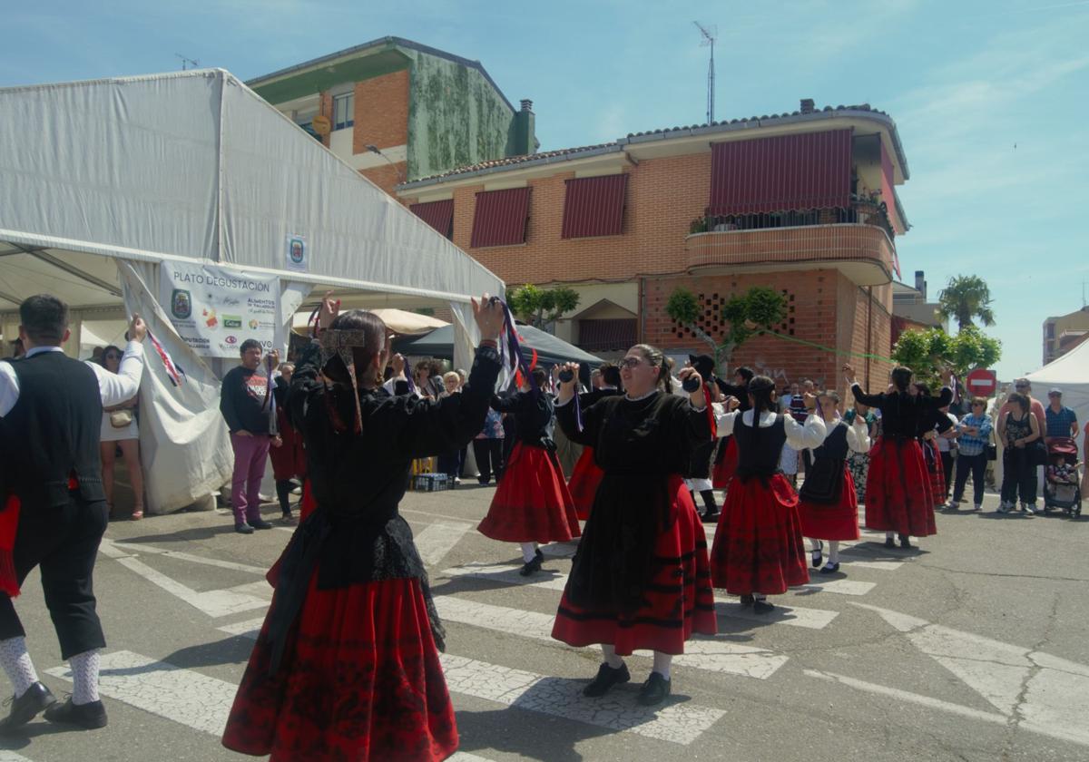 La segunda jornada de la Feria del Espárrago en Tudela de Duero, en imágenes