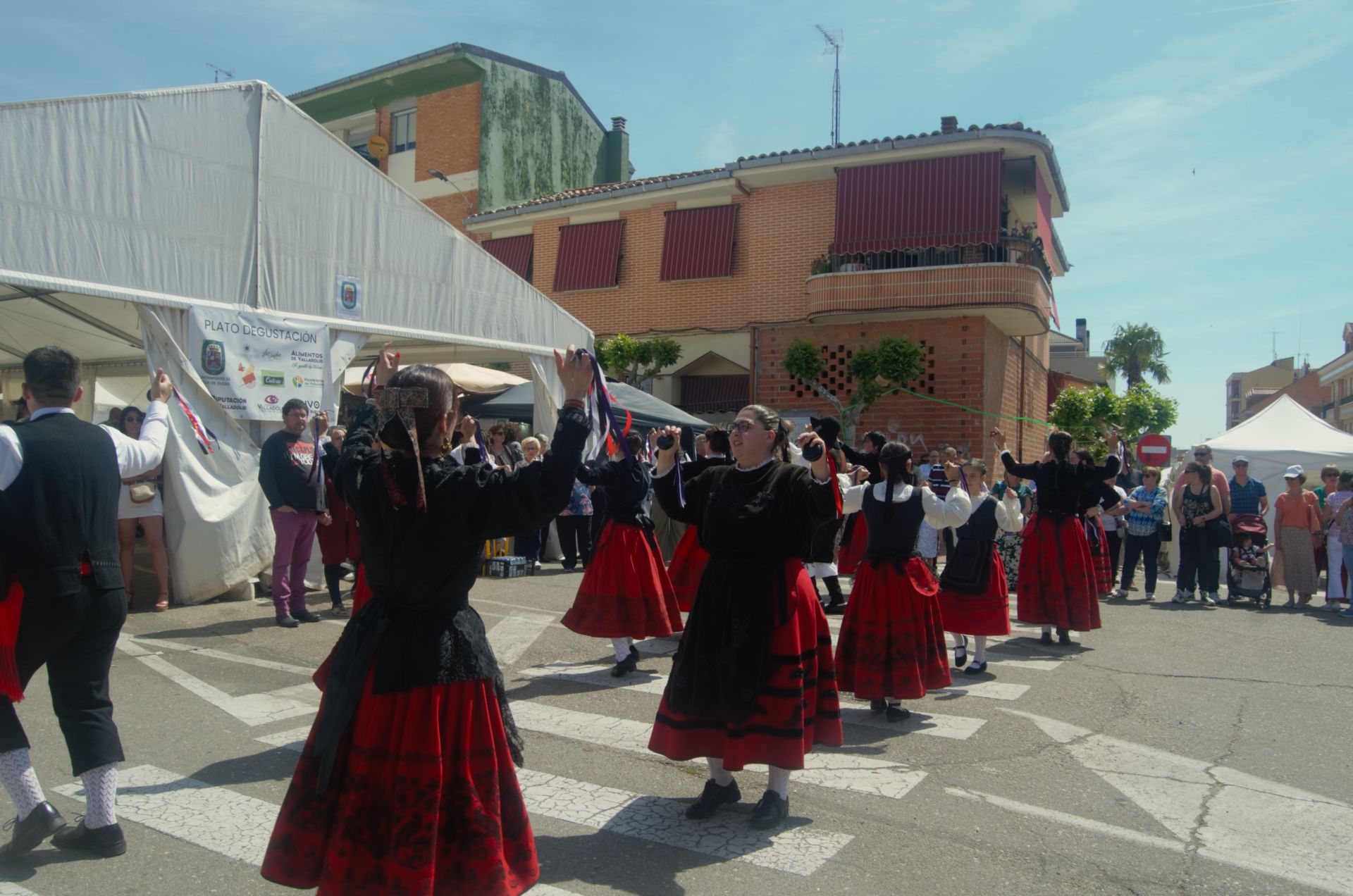 La segunda jornada de la Feria del Espárrago en Tudela de Duero, en imágenes