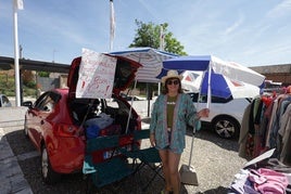Las imágenes del mercadillo de Fuensaldaña para comprar y vender desde el maletero