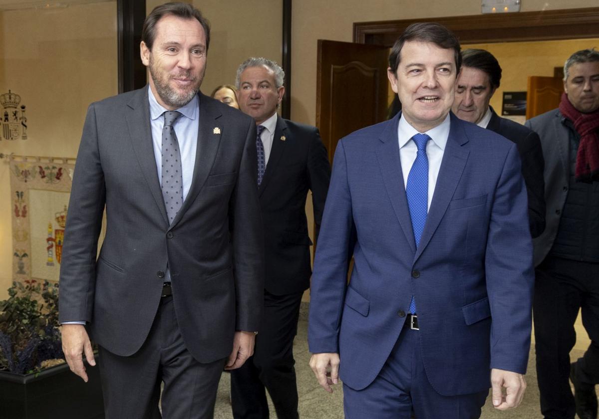 Óscar Puente a Mañueco: «Tenéis el peor transporte de España»