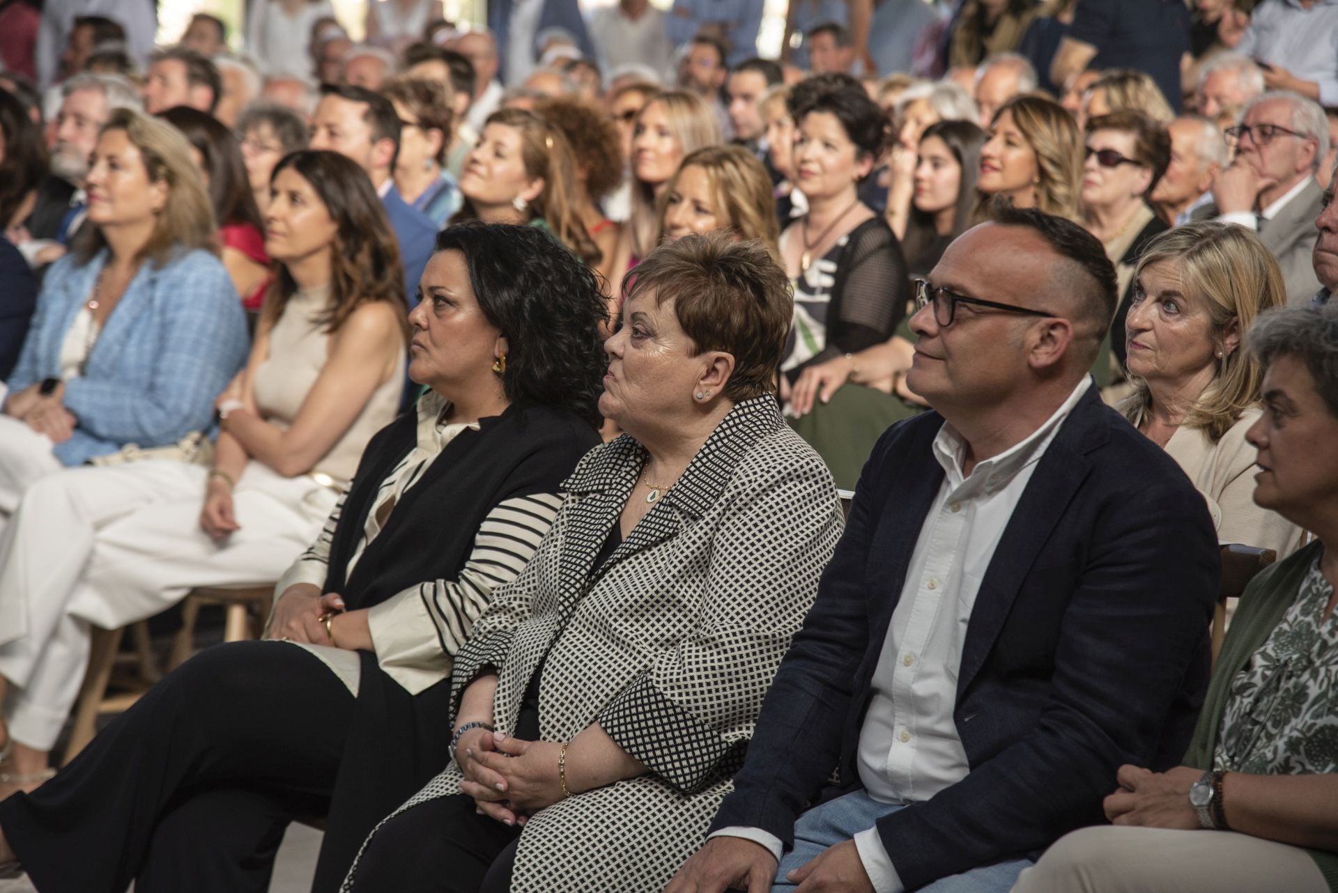 Fotos de la multitudinaria presentación de la biografía de José María
