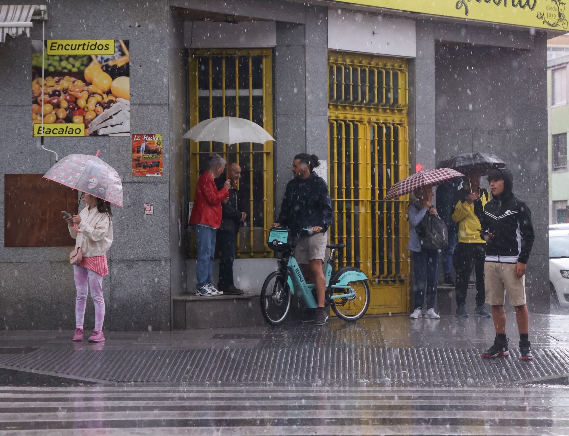 Las imágenes del chaparrón en Valladolid este viernes 30 de mayo