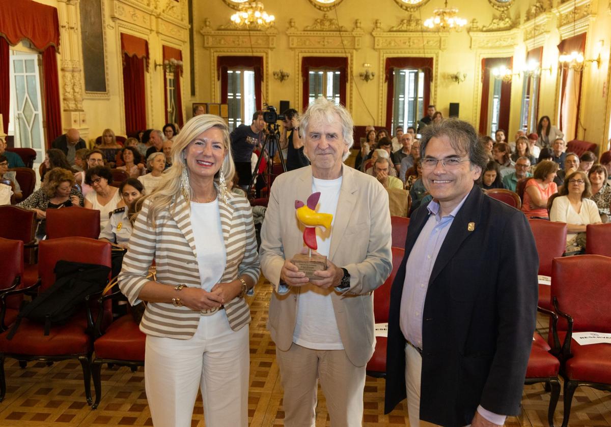 Juan Luis Arsuaga, Irene Carvajal y Pedro Otero, en el acto inaugural de la Feria.