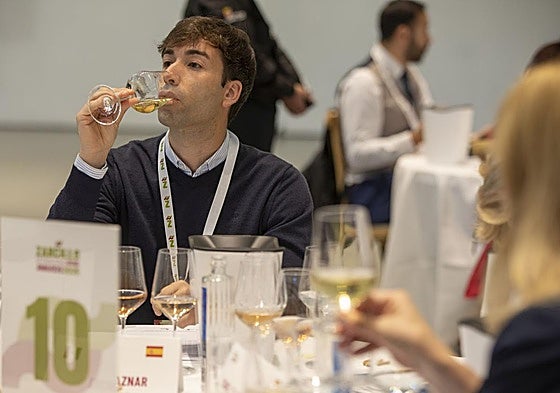 Una de las catas durante los Premios Zarcillo.