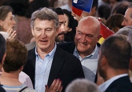 Feijóo, con Carnero, en el acto de la Cúpula del Milenio, este viernes.