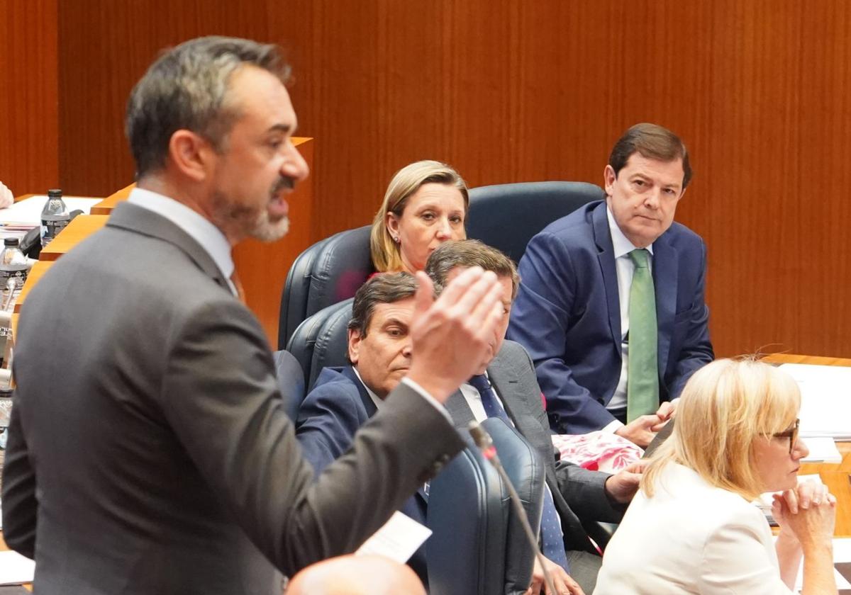 David Hierro, portavoz de Vox en las Cortes de Castilla y León, interpela esta semana a Alfonso Fernández Mañueco.