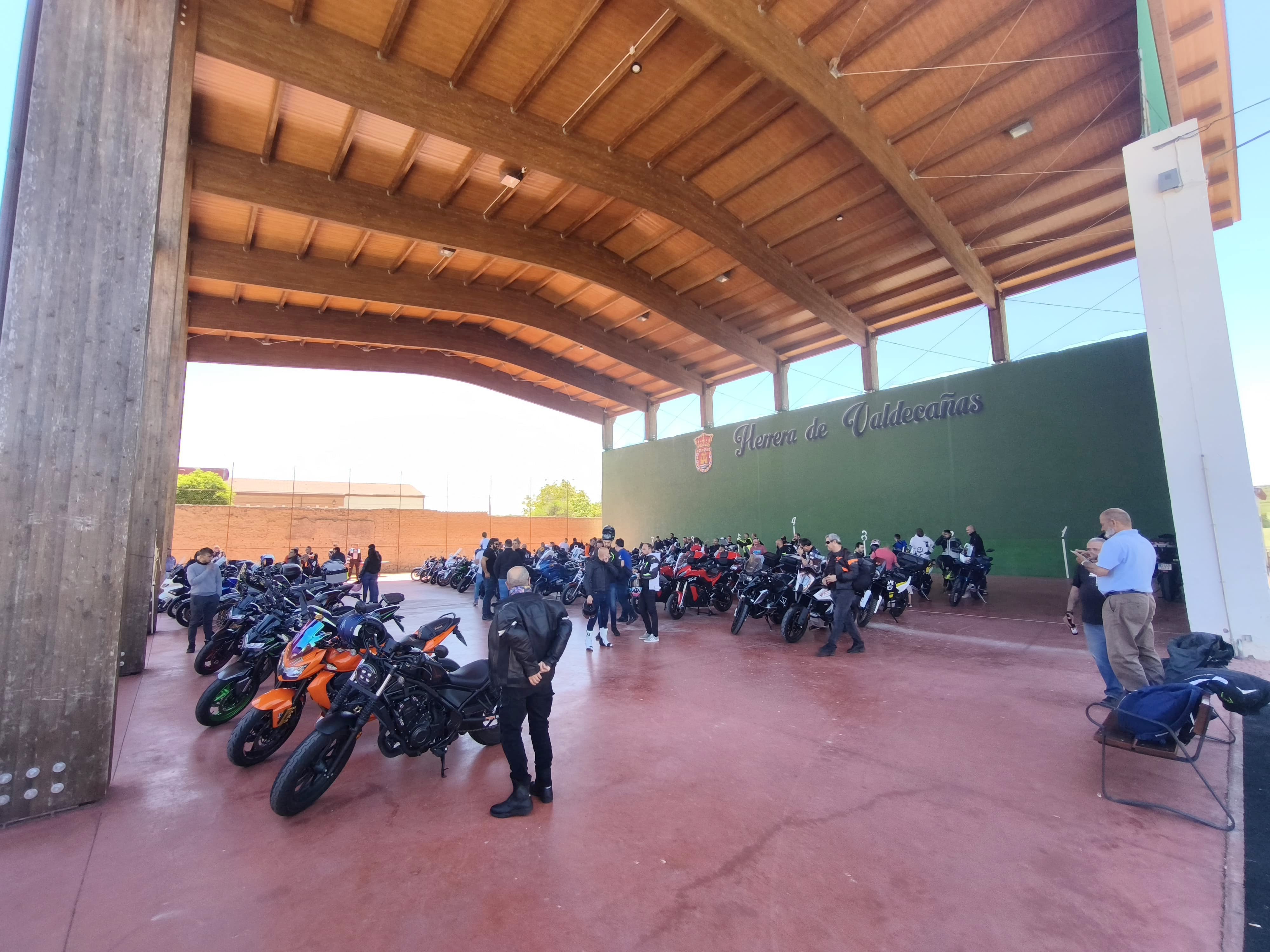 VIII Concentración Motera en Herrera de Valdecañas