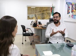 Carlos Tostado, enviado del Grupo Ignite esta semana en Zorrilla, en una reunión en México.