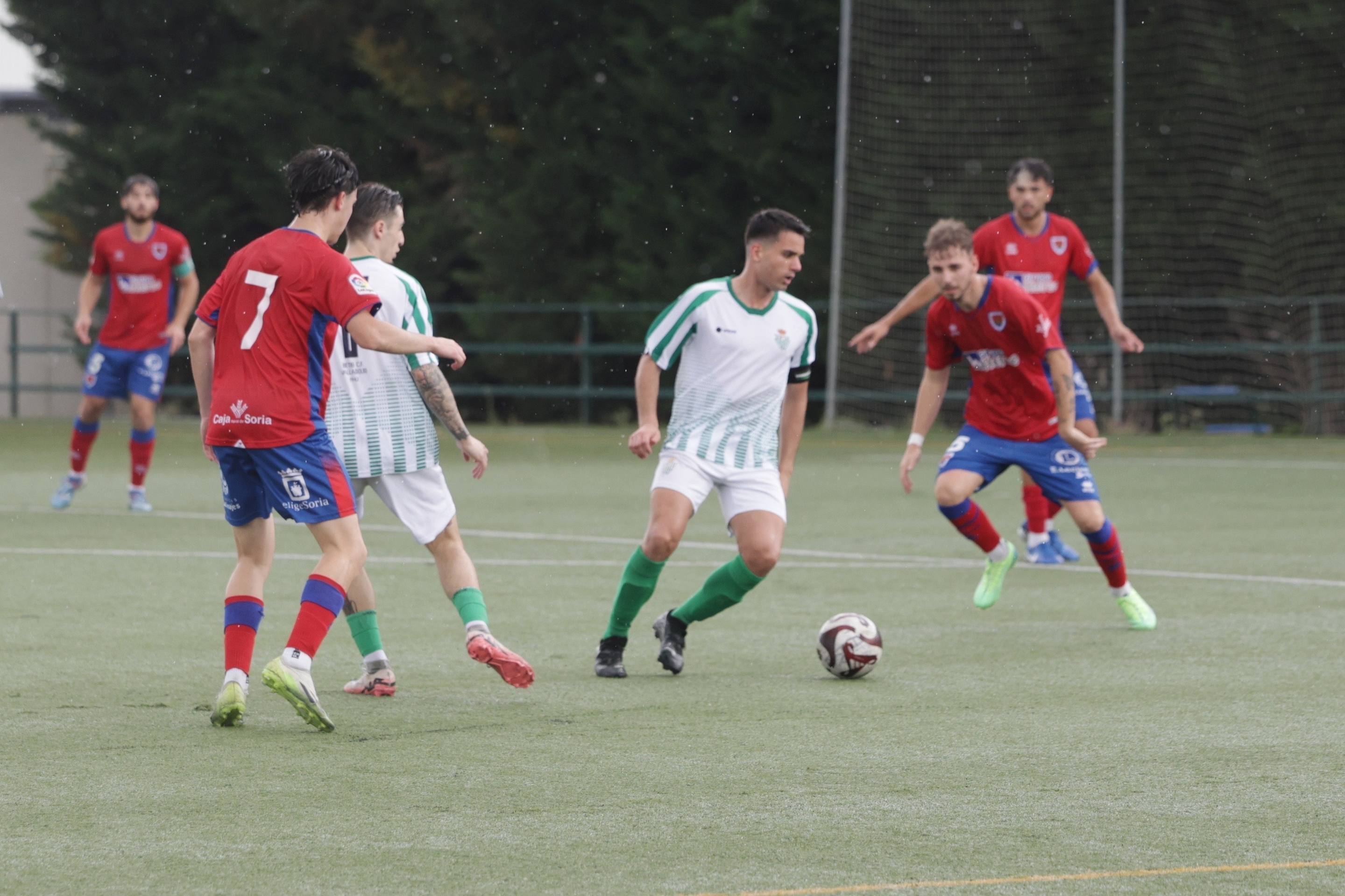 La derrota del Betis ante el Numancia B, en imágenes