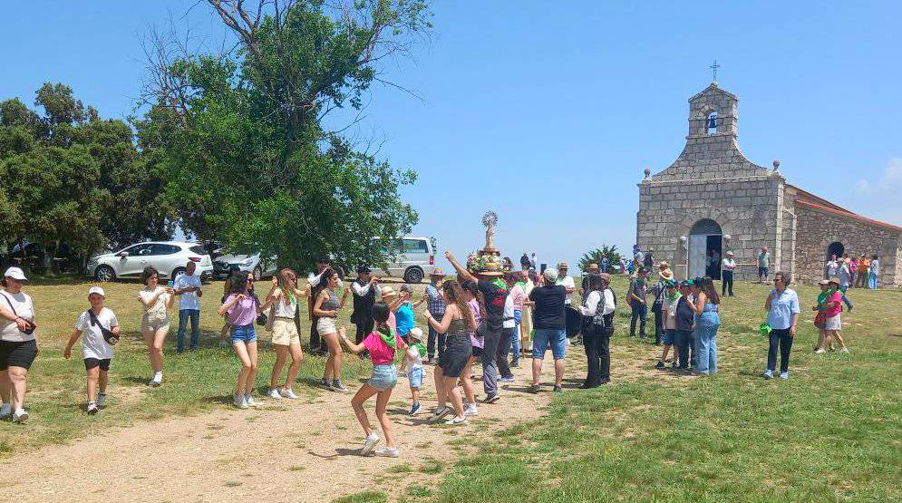 Cevico de la Torre se vuelca con las Letanías