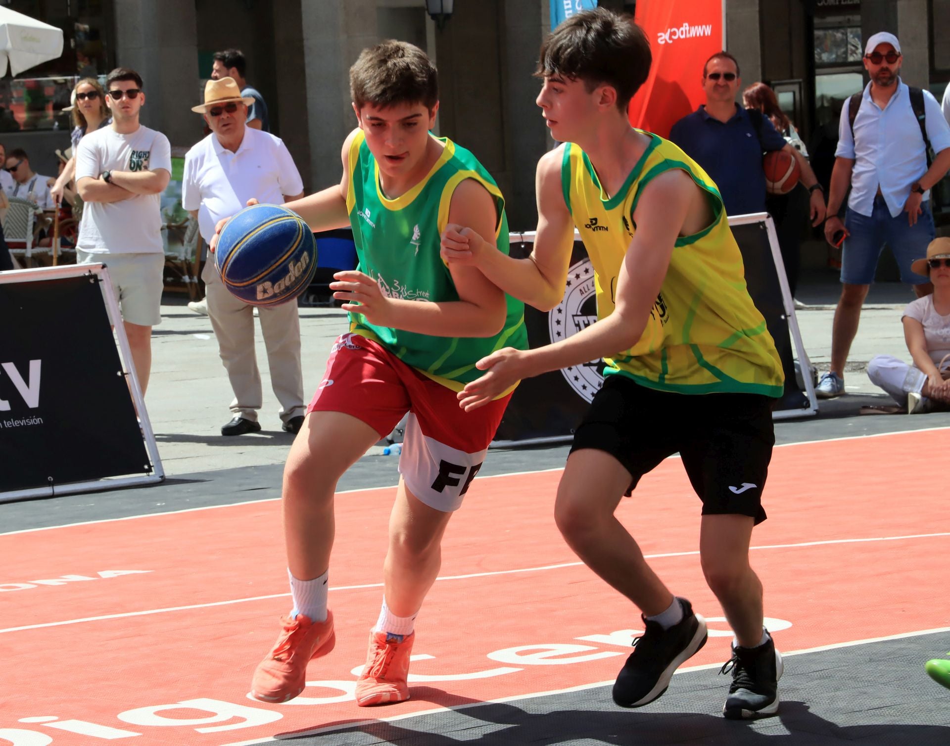 Fotos del campeonato de baloncesto 3x3 en Segovia