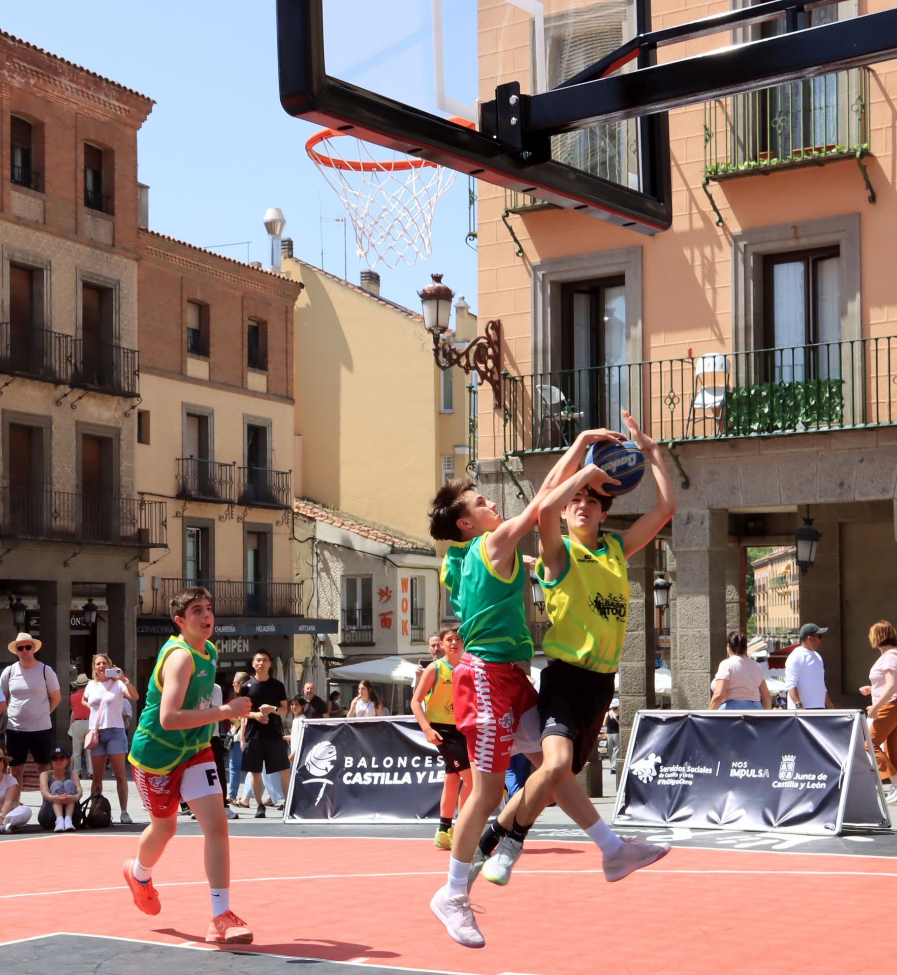 Fotos del campeonato de baloncesto 3x3 en Segovia
