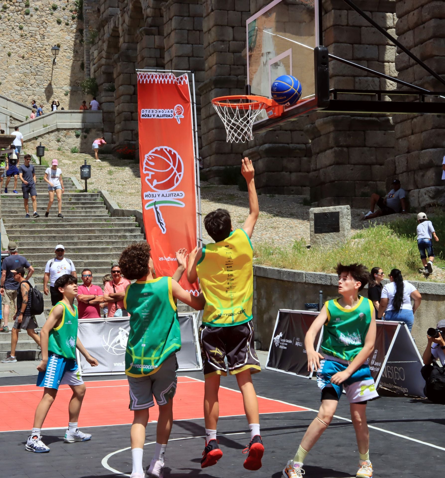 Fotos del campeonato de baloncesto 3x3 en Segovia