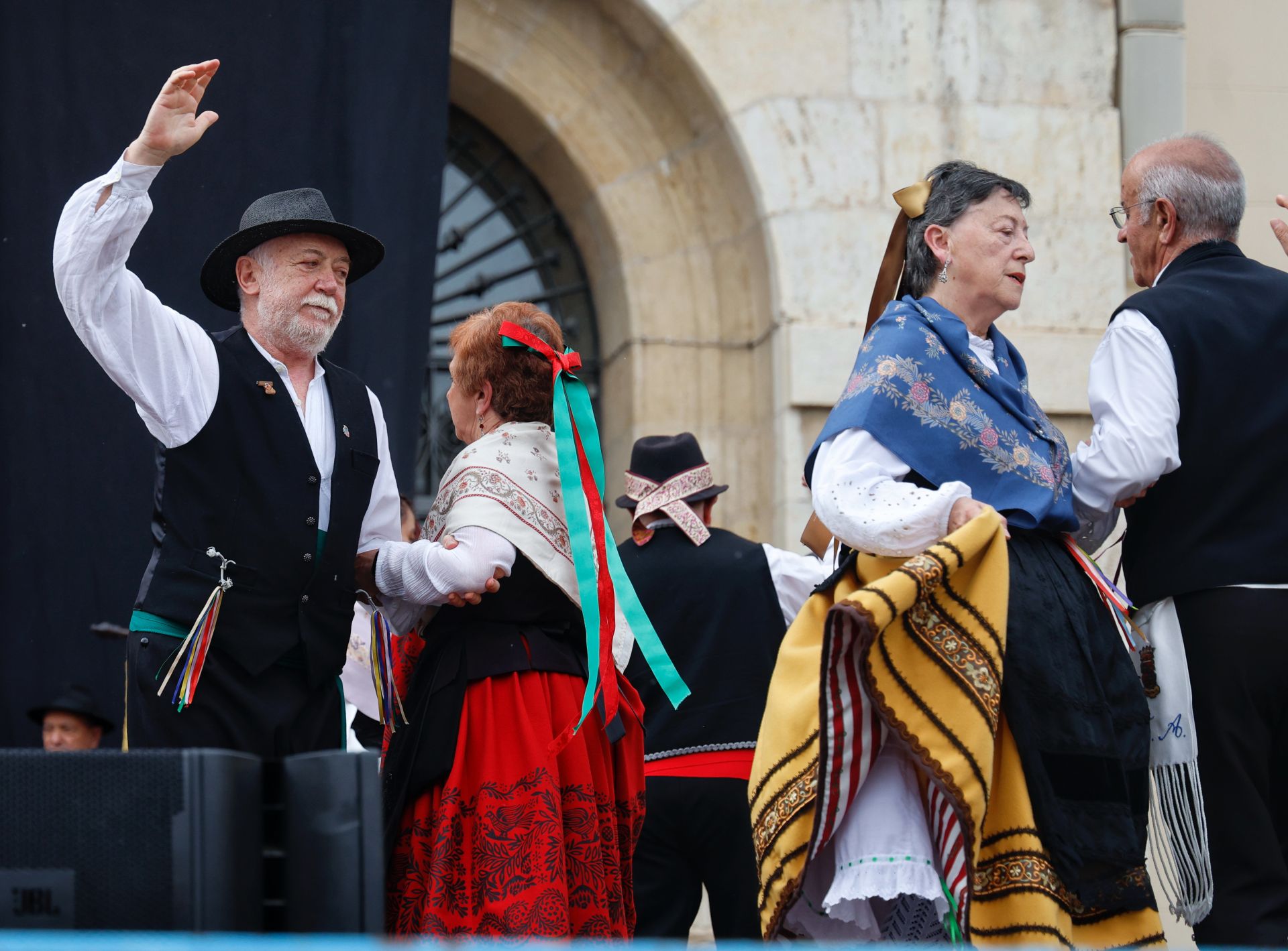 El folclore hace grande a la Feria Chica